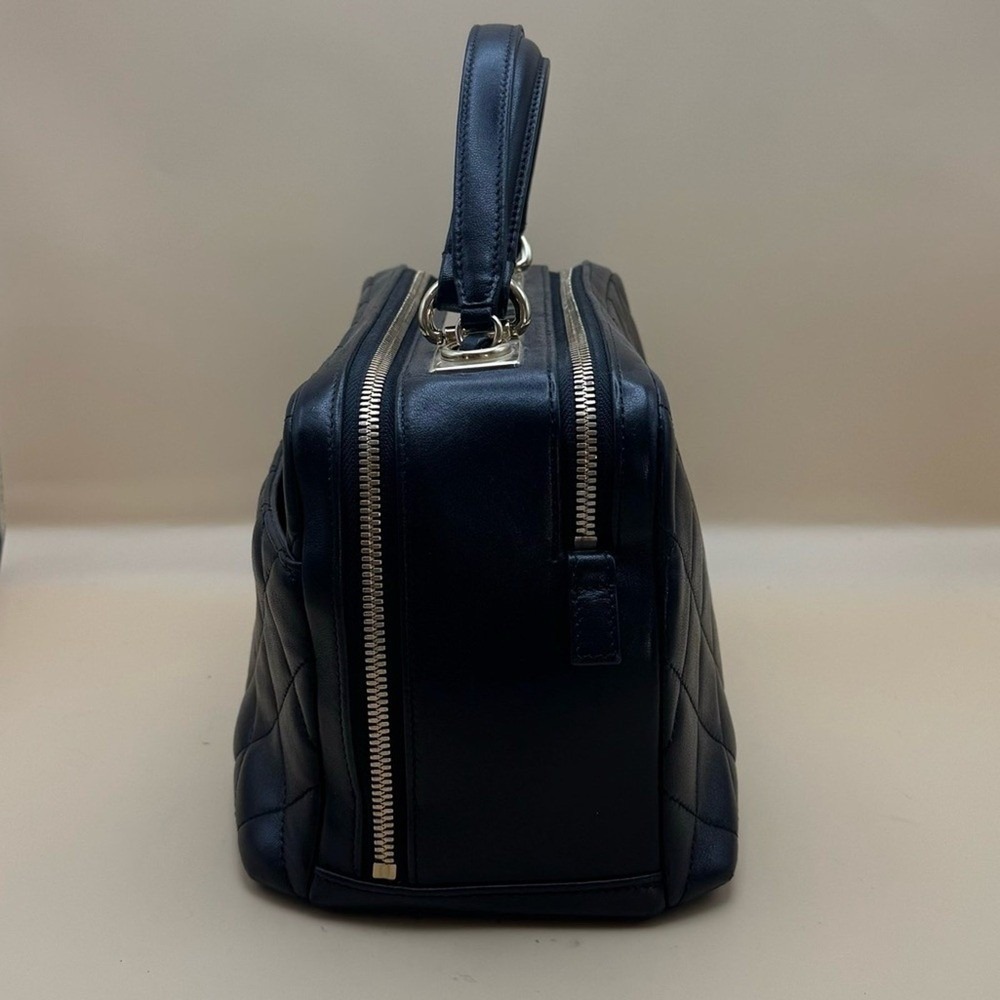 Chanel Trendy CC Bowling Bag Black Quilted Lambskin Gold Hardware SatchelHandbag - Picture 7 of 15
